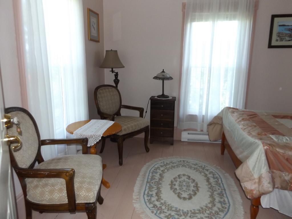 Deer Island Inn Lords Cove Bagian luar foto