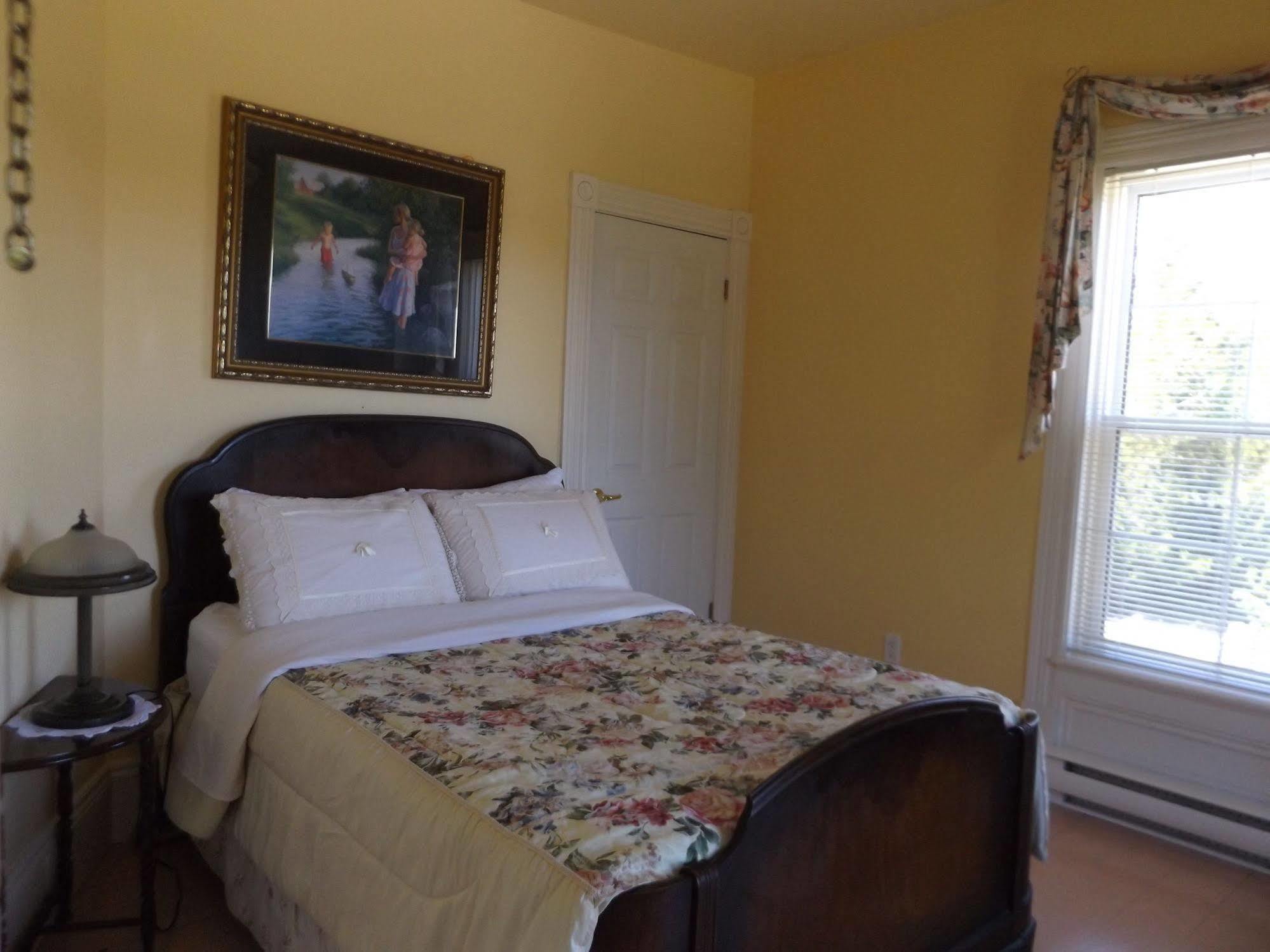 Deer Island Inn Lords Cove Bagian luar foto