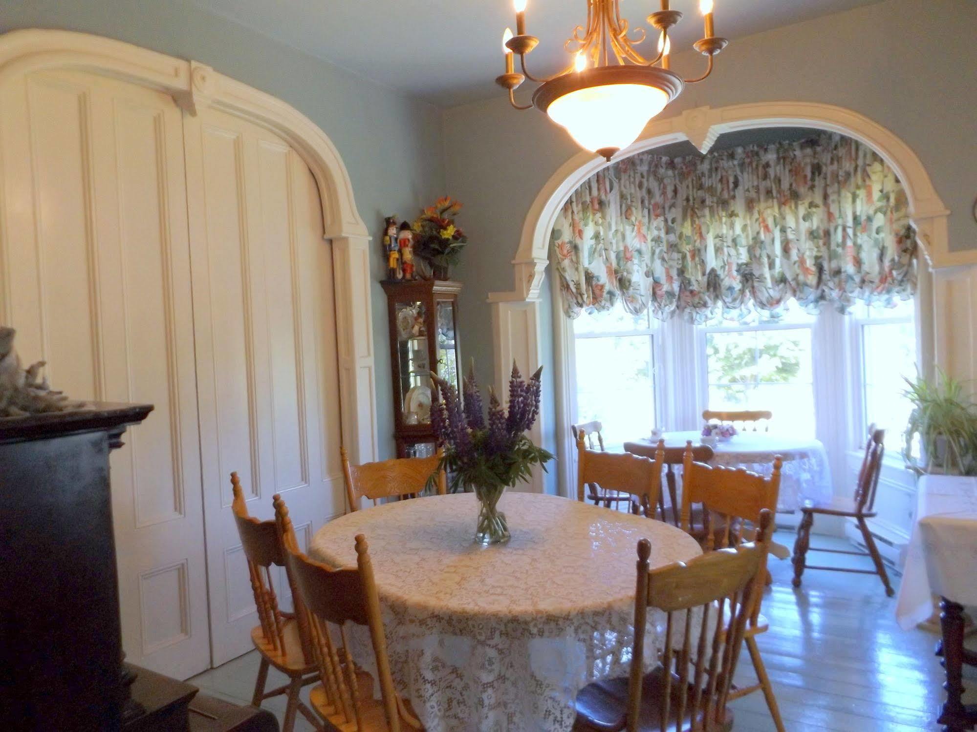 Deer Island Inn Lords Cove Bagian luar foto